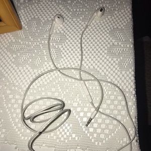 iPhone earbuds